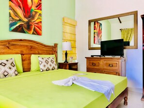 4 bedrooms, bed sheets - 11 Pax Superior Pool Villa (Playa del Carmen)