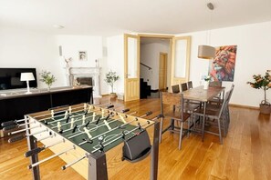 Spielezimmer