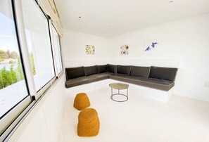 Interior - Villa Punique: Villa exceptionnelle avec vue mer (Site archéologique de Carthage)