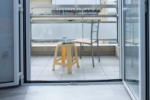 Interior - Trendy Cozy 2 Bd Apt in Panormou Metro Station (Athina)