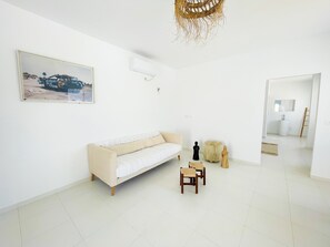 Living area - Padel Resort: 1bd apartment (Raf Raf)