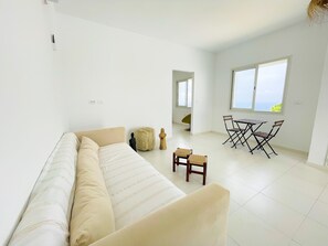 Living area - Padel Resort: 1bd apartment (Raf Raf)