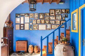 Interior - Villa Daphne (H5FH+VP Nikia)