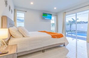 4 bedrooms, desk, iron/ironing board, free WiFi - Villa 4BR Villa*Private Pool*BBQ Area*Near Beach (Margate)