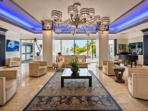 Lobby - Beachfront Escape | Pool & Stunning Beach Views (Fort Lauderdale)