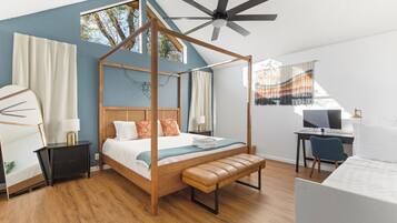 5 bedrooms, iron/ironing board, free WiFi, bed sheets