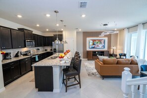 Interior - Luxury Private Pool   Themed Rooms Close to Disney 1282 (Clermont)