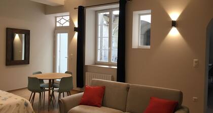 La Sérénité du Couvent au centre historique de Valence