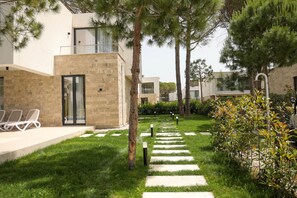 Terrace/patio - Sanpietro Vacation Deluxe Villa (Plazhi San Pietro)