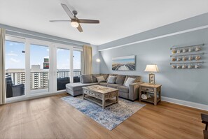 Smart TV - Laketown Wharf 1117 – Gulf Views, Resort Pools & Steps to the Beach! (Panama City Beach)