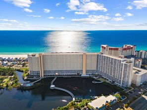 Exterior - Laketown Wharf 1117 – Gulf Views, Resort Pools & Steps to the Beach! (Panama City Beach)