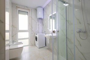 Bathroom - SanPietro Vacation Apartment 021 (Plazhi San Pietro)
