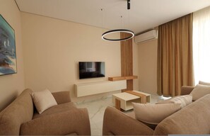 TV, offices - SanPietro Vacation Apartment 023 (Plazhi San Pietro)