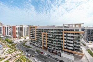 House - Free Housekeeping Visits During Your Stay - Stayshort - Stylish Studio Retreat in Meydan for 2 (Dubai)