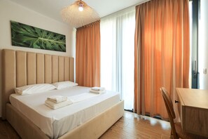 1 bedroom, desk, free WiFi - SanPietro Vacation Villa 006 (Plazhi San Pietro)
