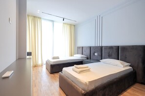 1 bedroom, desk, free WiFi - SanPietro Vacation Villa 007 (Plazhi San Pietro)