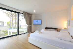 1 bedroom, desk, free WiFi