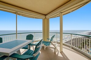 Outdoor dining - Welcome to the Beach Colony West 11C (Perdido Key)
