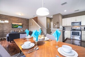 Interior - Spacious 4Bd Disney Dream with Resort Access at Lucaya 3210 (Kissimmee)