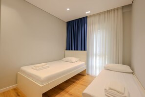 1 habitación, escritorio y wifi gratis 