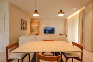 Dining - SanPietro Vacation Villa 011 (Plazhi San Pietro)