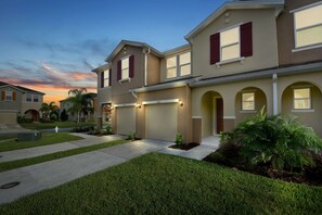 Exterior - Modern 4BR w  Patio   Resort Pool   Compass Bay (Kissimmee)