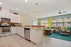 Fridge, microwave, oven, stovetop - Modern 4BR w  Patio   Resort Pool   Compass Bay (Kissimmee)