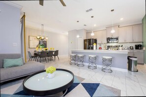 Interior - Stunning 4Bd Near Disney w  Pool  Storey Lake 4369 (Kissimmee)