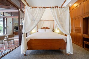 3 bedrooms, iron/ironing board, bed sheets - Tranquil Thai style pool villa in Kamala (Phuket)