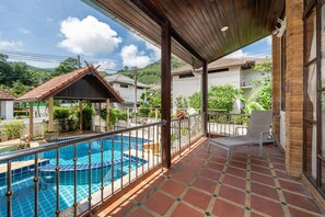 Property grounds - Tranquil Thai style pool villa in Kamala (Phuket)