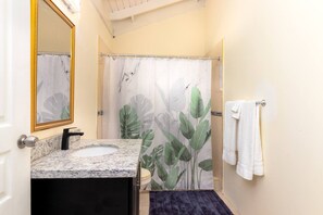 Hair dryer, towels - 5 BedRmOasis DraxHall~Pool~Gym~ (Saint Ann's Bay)