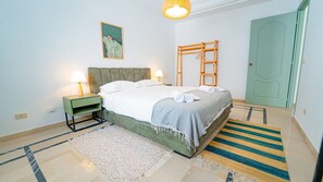 2 Schlafzimmer, Bügeleisen/Bügelbrett, Bettwäsche