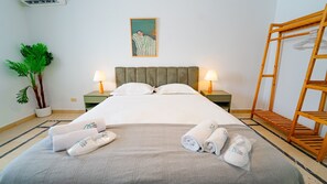 2 Schlafzimmer, Bügeleisen/Bügelbrett, Bettwäsche