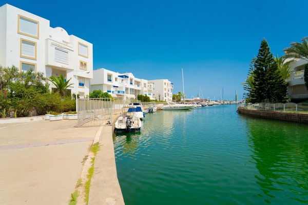 Marina