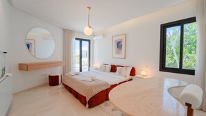 5 bedrooms, iron/ironing board, bed sheets - Villa Malaga Luxury for 10 in Central Marsa (La Marsa)