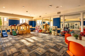 Children’s area - Downtown Silver Spring Walkable Metro Skyline Balcony Corner Suite | Luxe Pad (Silver Spring)