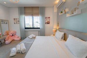 4 bedrooms, iron/ironing board, bed sheets - Villa Jar – Élégance et authenticité (La Soukra)