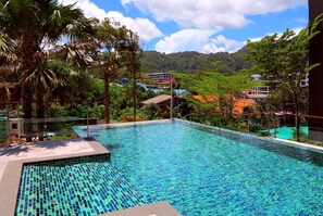 Pool - ET619 Patong cozy studio- Condo with pool, parking (Patong Beach)