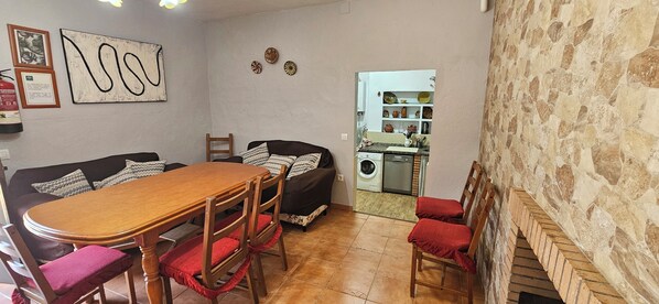 House, 3 Bedrooms, Smoking, Private Pool | Living room - Rural House Parajes del Chanza (Cortegana)