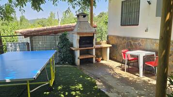 Casa, 3 dormitoris, fumadors, piscina privada | Servei de restauració a l'aire lliure