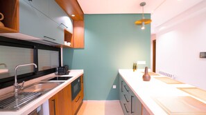Fridge, microwave, coffee/tea maker, toaster - Aurora La Marsa 301 – Modernité & Charme (La Marsa)