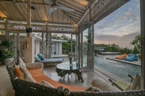 Terrace/patio - SPV Uluwatu · AMAZING OCEAN VIEW-STUNNING DESIGN (Bali)