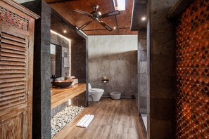 Hair dryer, towels - SPV Nusa Dua · Luxury Traditional Design, Nusa Dua (Kuta)