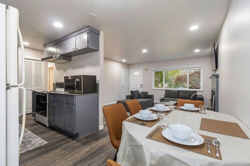 Quiet 3BR Retreat | Near Woodinville Wine Country