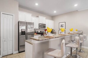 Fridge, microwave, oven, stovetop - Paradise 4Bd w Private Pool   Waterpark 8951 (Kissimmee)