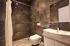 Bathroom - Azzurra Studio 05 in Durrës (Durrës)