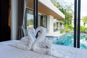 Pool - Brand new stylish Aileen Villa near Naithon beach (Phuket)