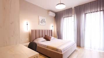 1 bedroom, desk, free WiFi