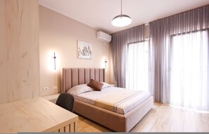 1 bedroom, desk, free WiFi - Grandstay Urban Four (Durrës)