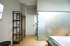 1 bedroom, desk, free WiFi - Grandstay Central 103 (Durrës)